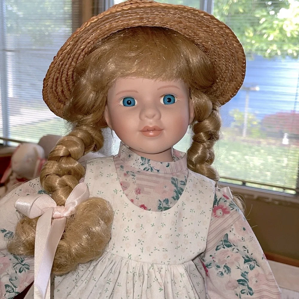 Avon Special Memories Gardening Doll with Flower Basket and Water Can Pr…